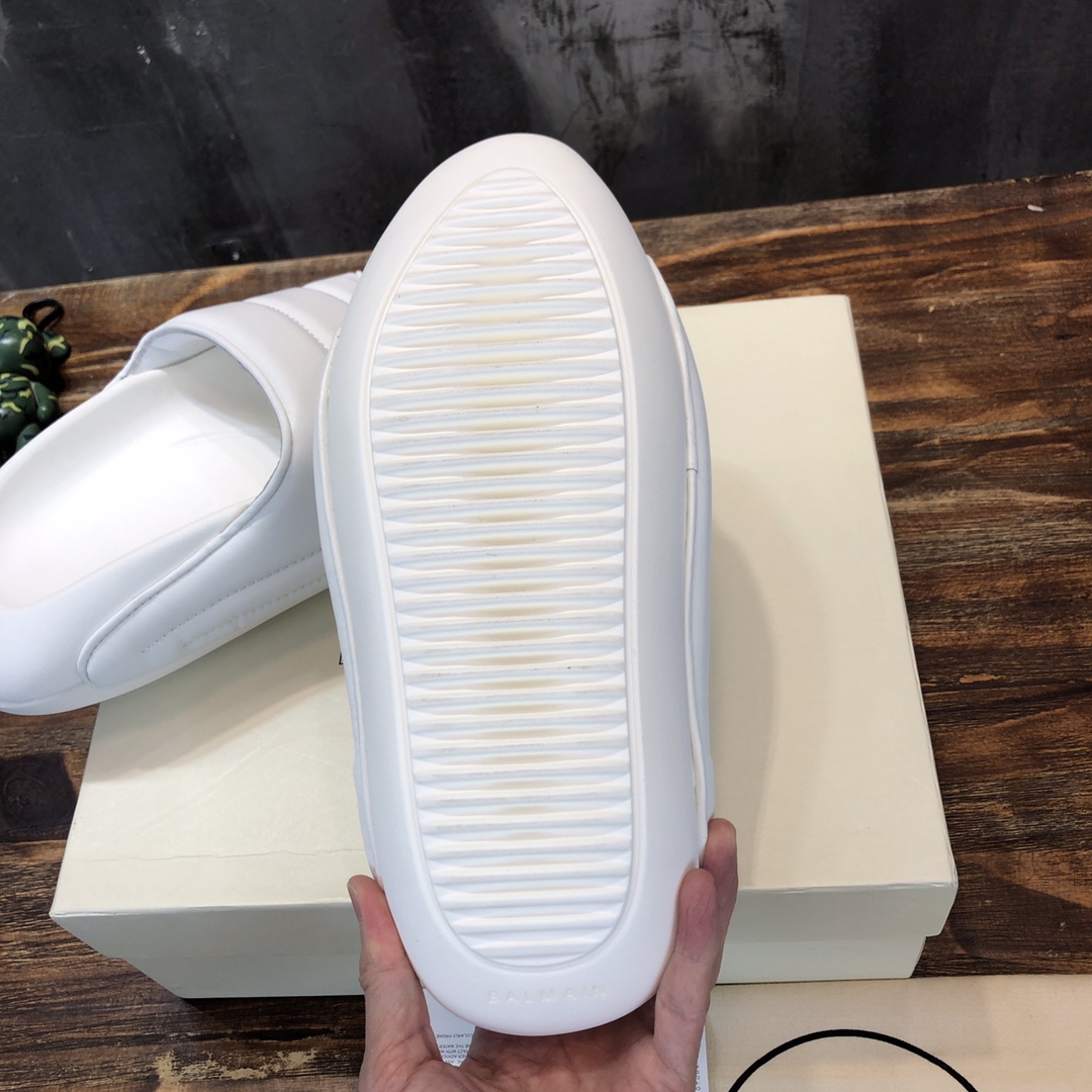 Balmain Quilted leather B-IT mules 16 - vstockx