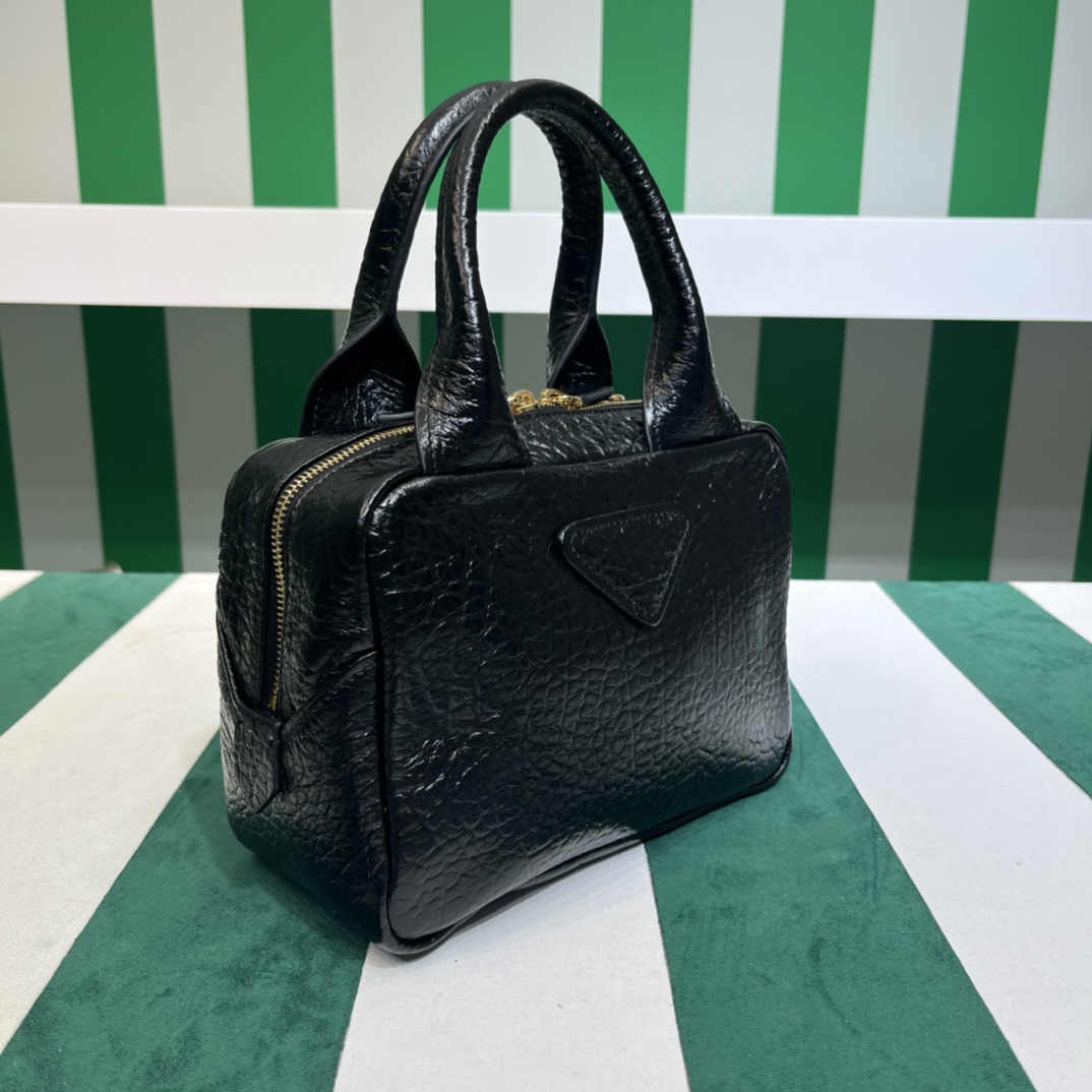 Handbags Prada 1BB081 size:22.5×10.5×16.5 cm - vstockx