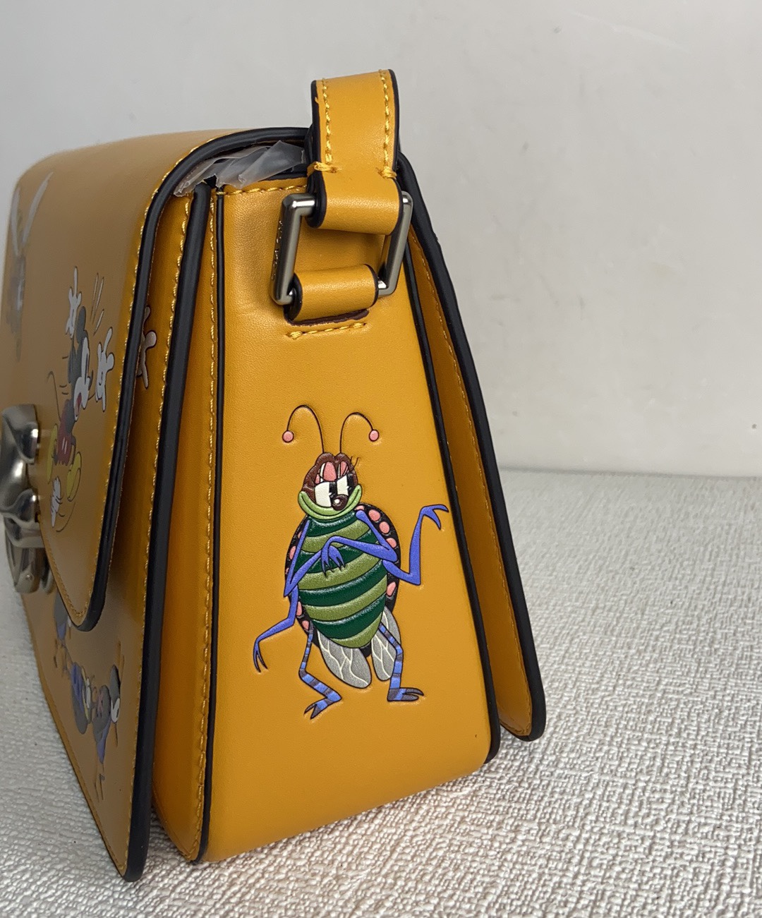 Handbags Coach CH750 size:23*14*5 - vstockx