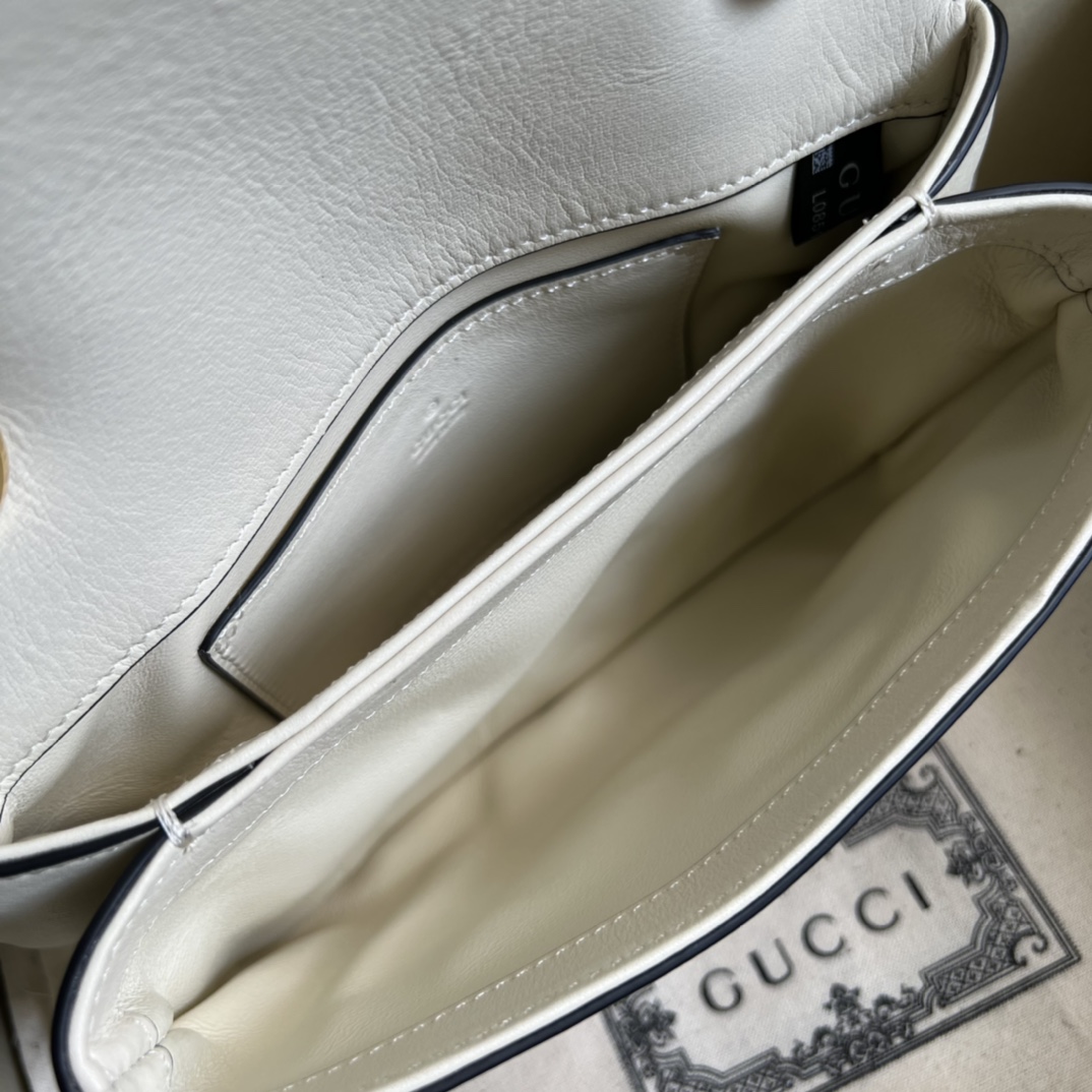 Handbag Gucci 698643 size 22*13*5.5 cm - vstockx