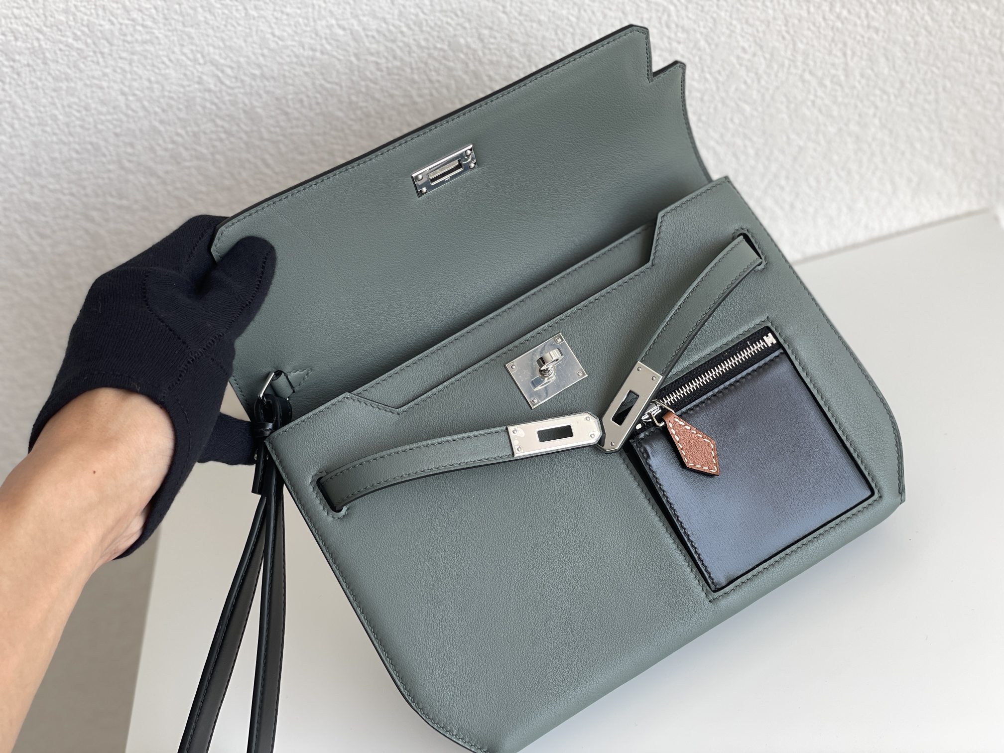 Handbags Hermes Kelly depeches colormatic size:25 cm - vstockx