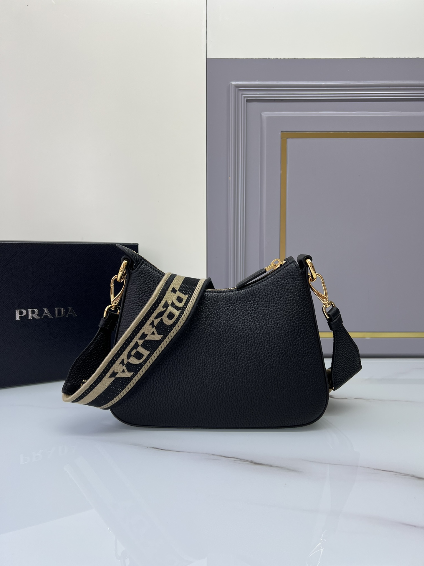 handbags prada 1BH193 24*18*6 - vstockx
