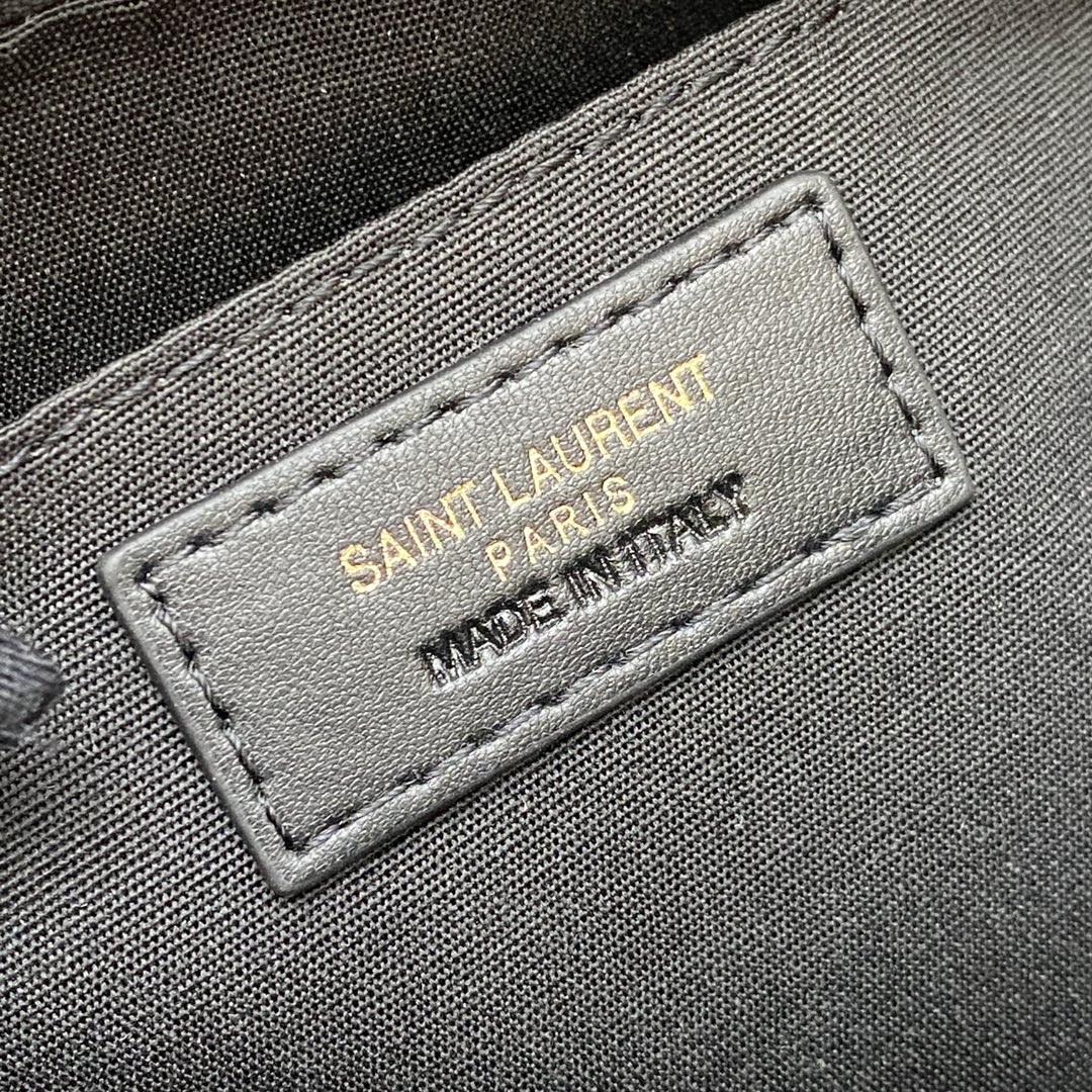 Handbags SAINT LAURENT 520534 size 23x16x6 cm - vstockx