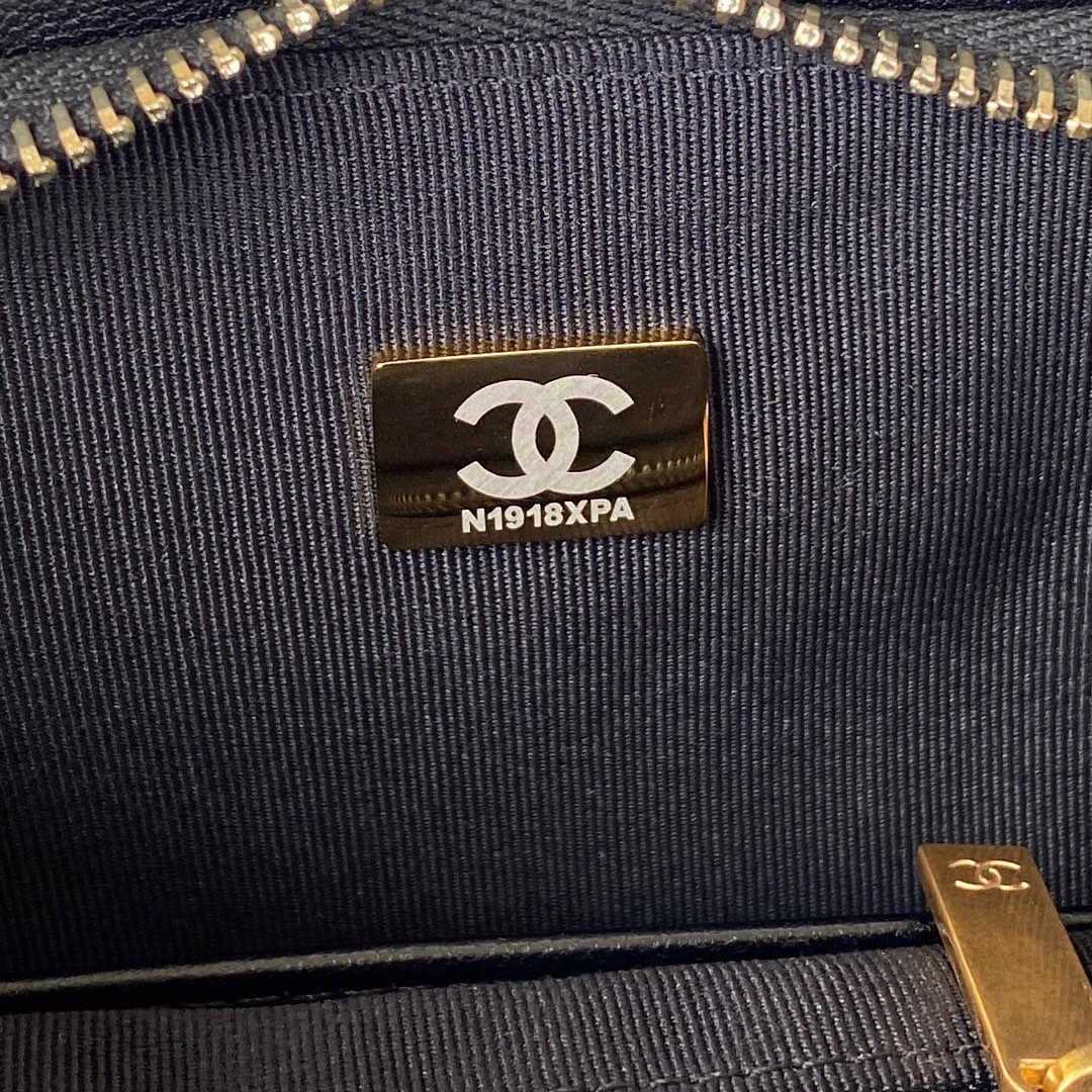Handbag Chanel AS3631 size 26  30  7 cm - vstockx