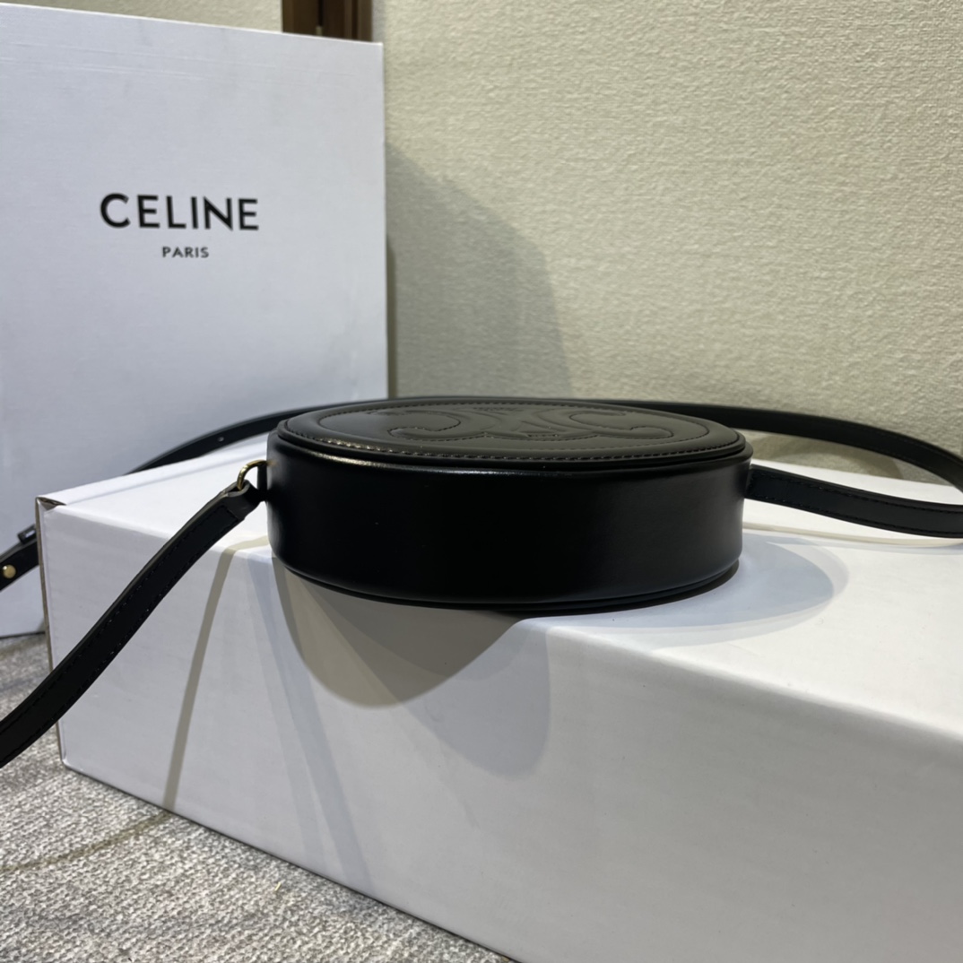 Handbags CELIN 101703 size:16x12.5x4 cm - vstockx