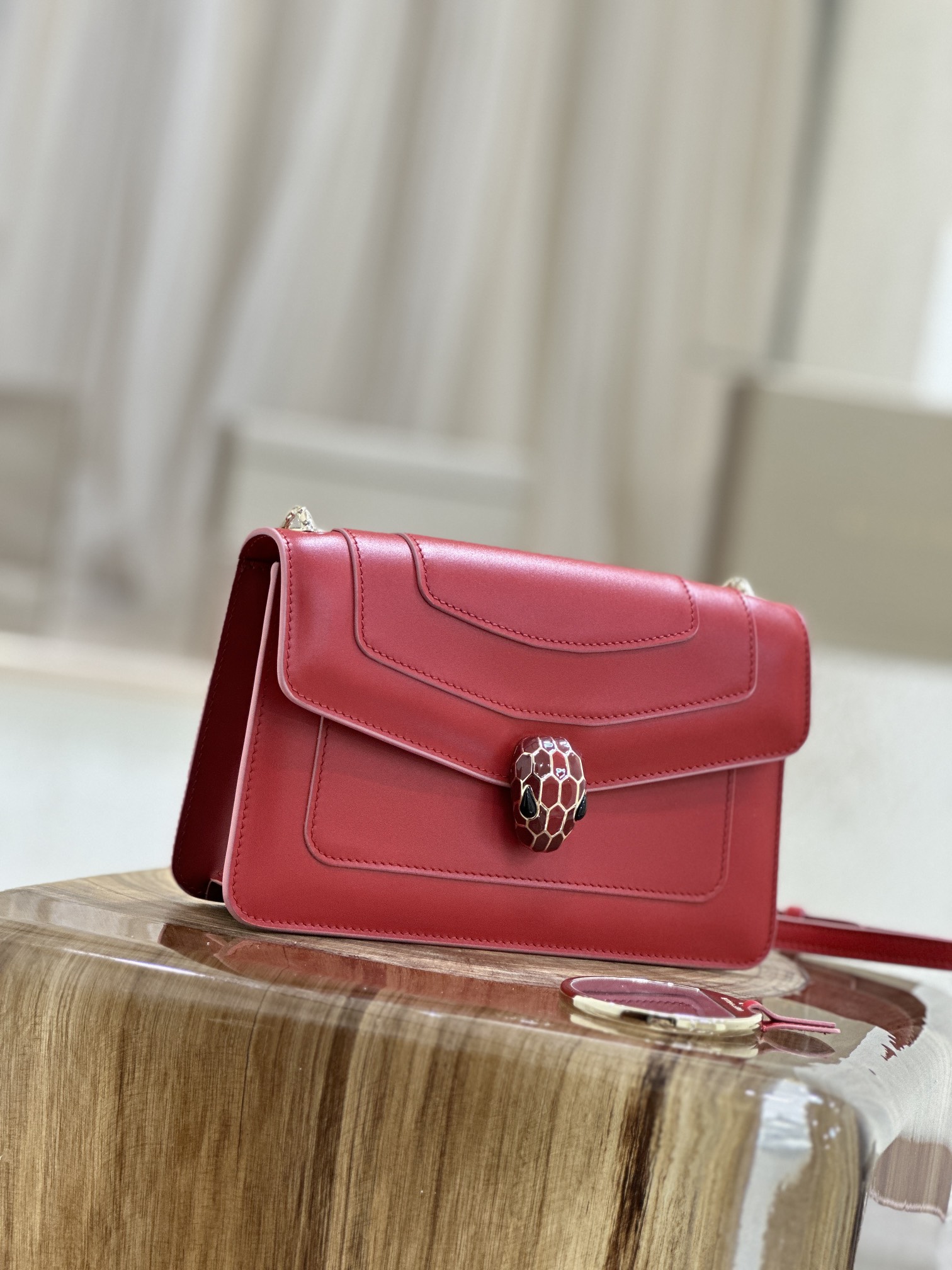 Handbags Bvlgari 38102 size:22*13*5.5 cm - vstockx