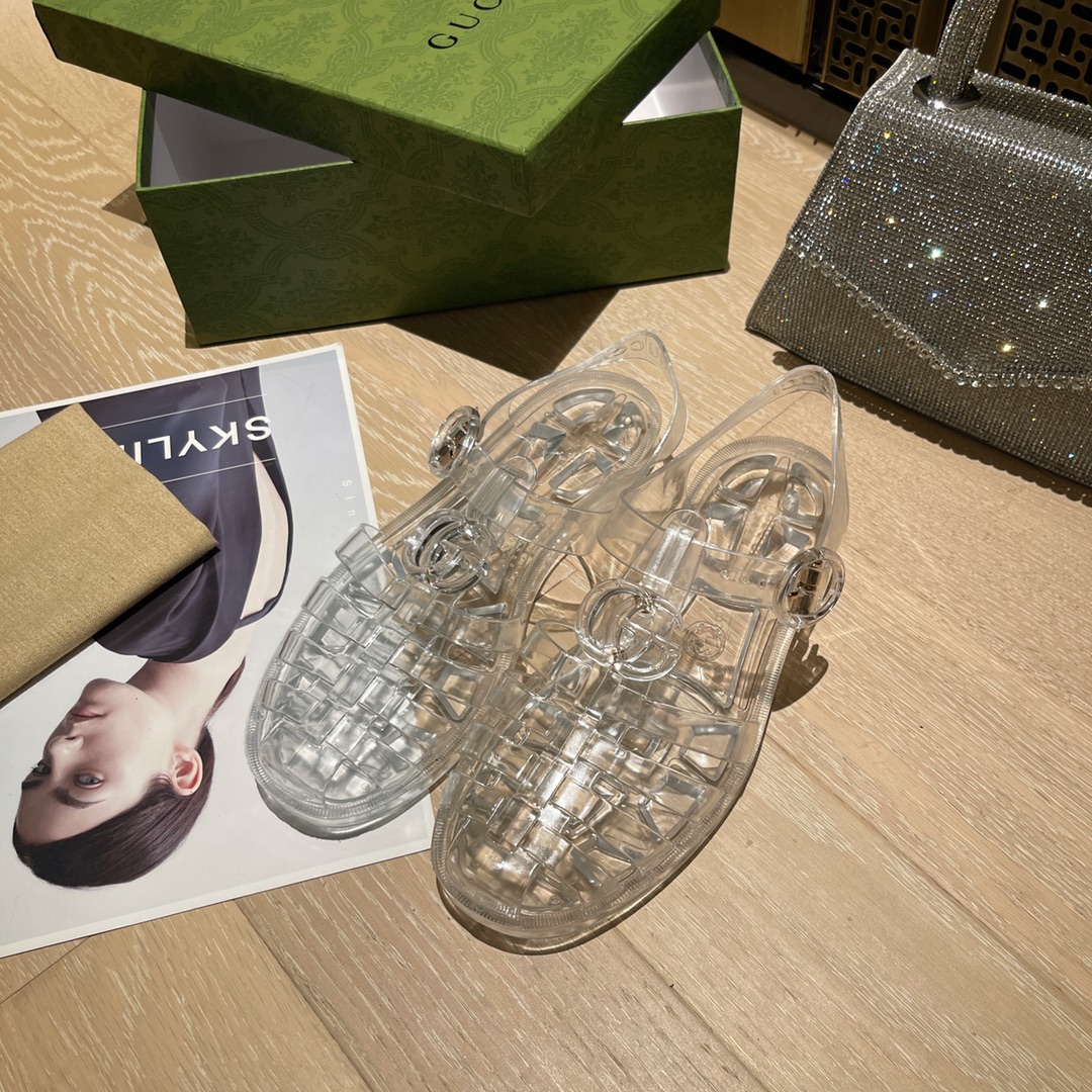 Gucci Women's sandal with Double G Women 11 - vstockx