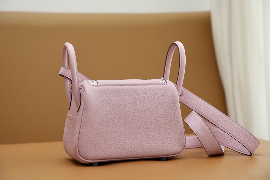Handbags Hermes Lindy mini tc - vstockx