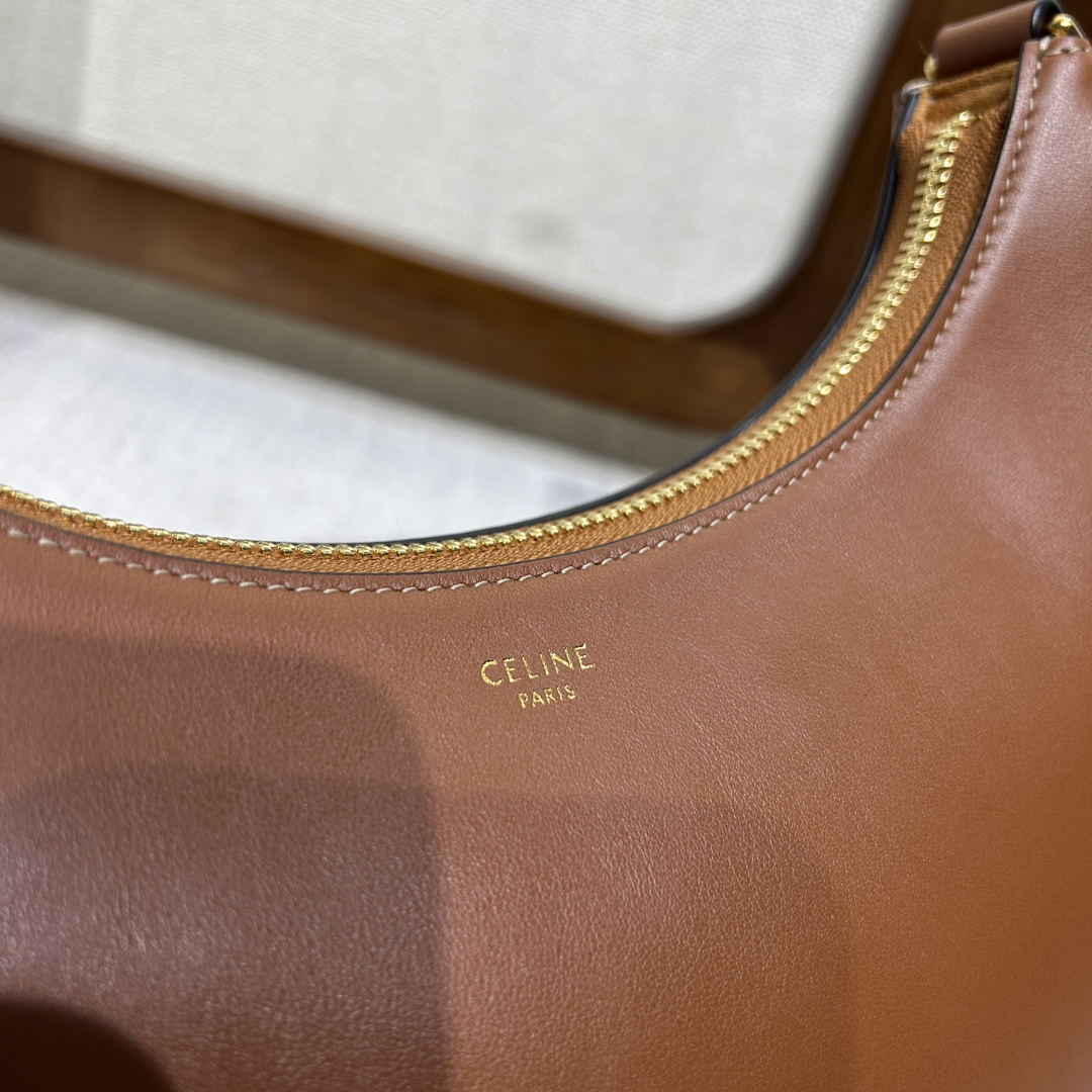 Handbags CELIN AVA STRAP 196923 size:24  13  7 cm - vstockx