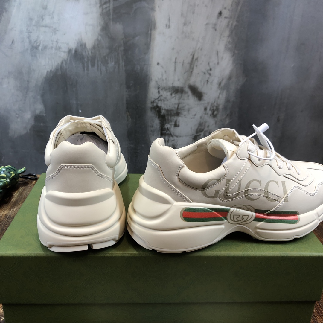 Gucci Rhyton sneaker 33 - vstockx