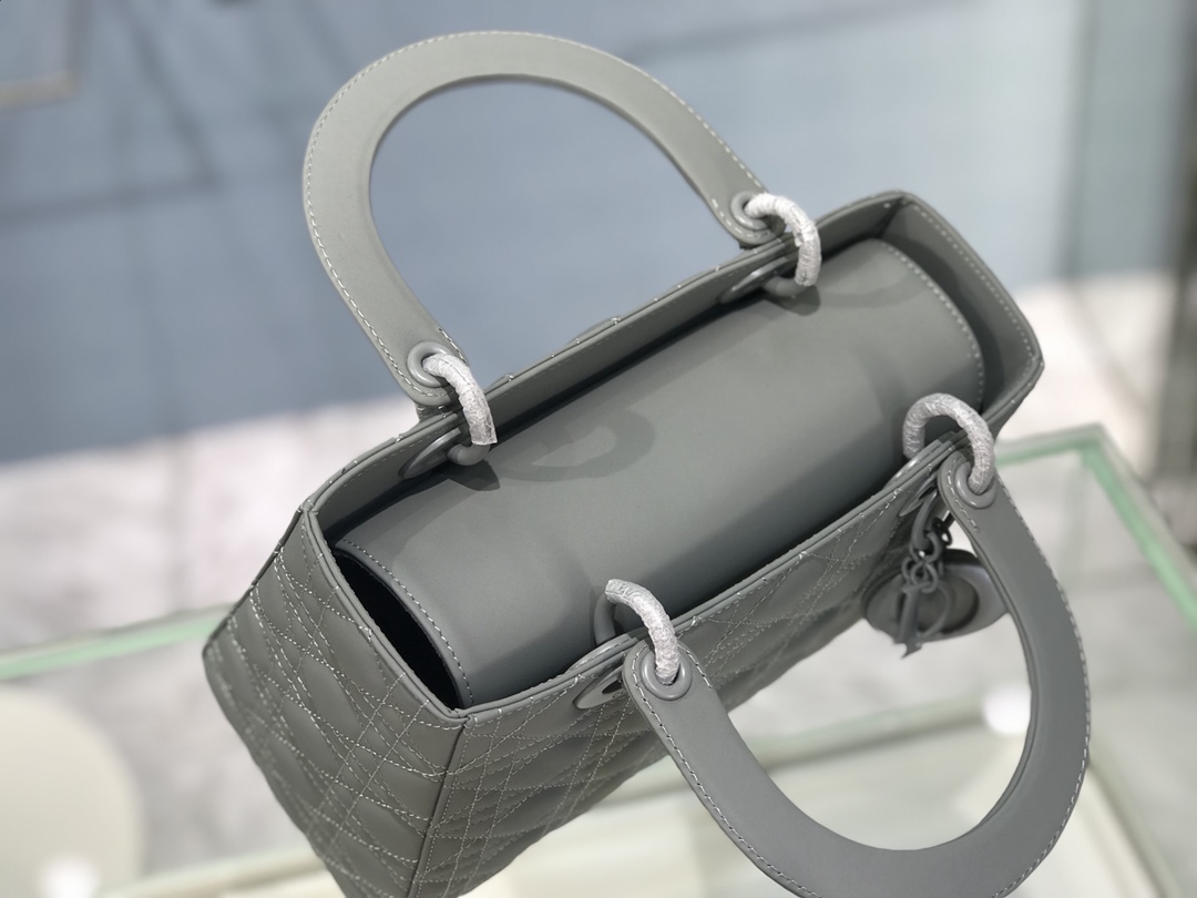 Handbag Dior 6605 size 24 cm - vstockx