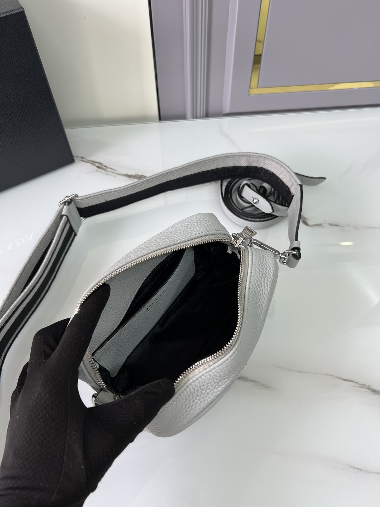 handbags prada 1BH192 19*12*6 - vstockx