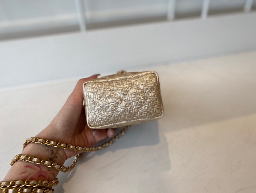 Handbag Chanel AP2194 size 12*11.5*7 cm - vstockx