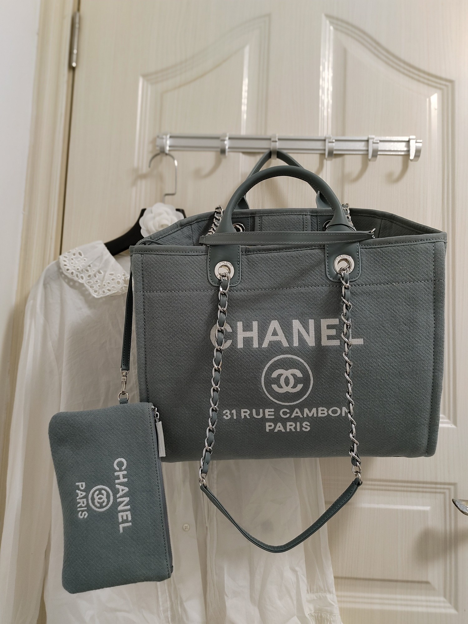Handbag Chanel size 38 cm - vstockx