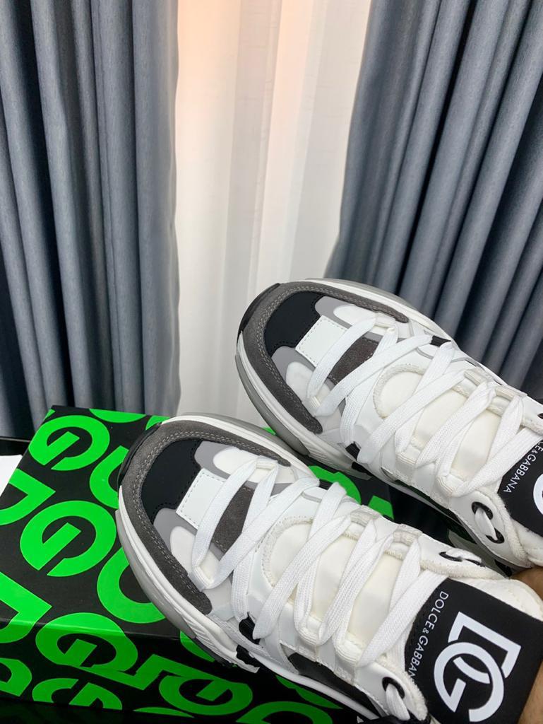 Dolce & Gabbana shoes 1 - vstockx