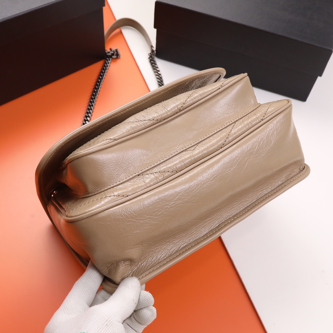 Handbags SAINT LAURENT 498894 size 28  8  20 cm - vstockx