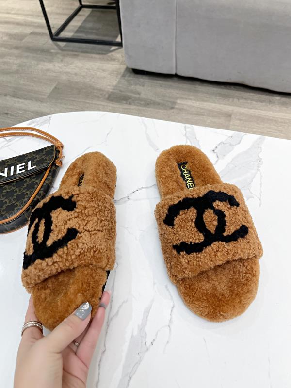 Chanel Slides 3 - vstockx