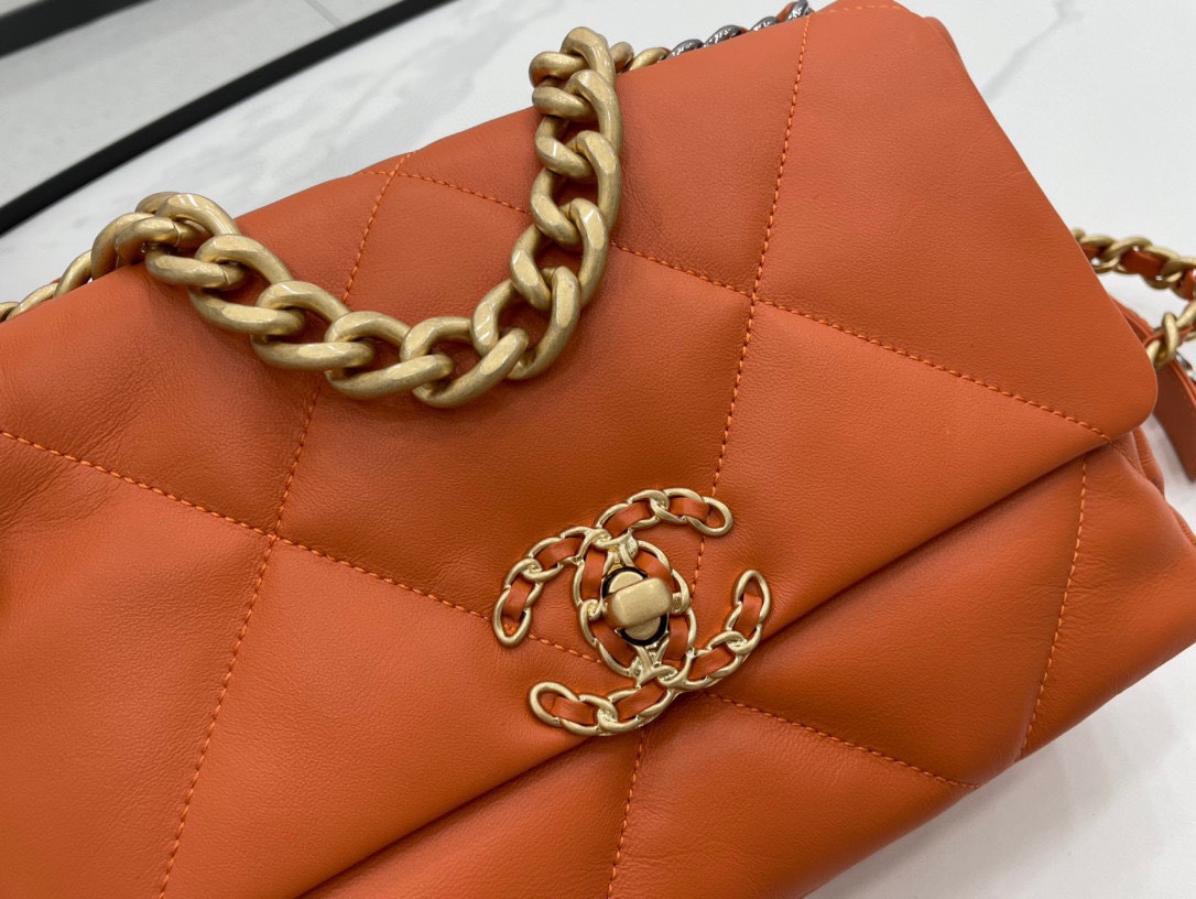 Handbag Chanel AS1160 size 26  16  9 cm - vstockx