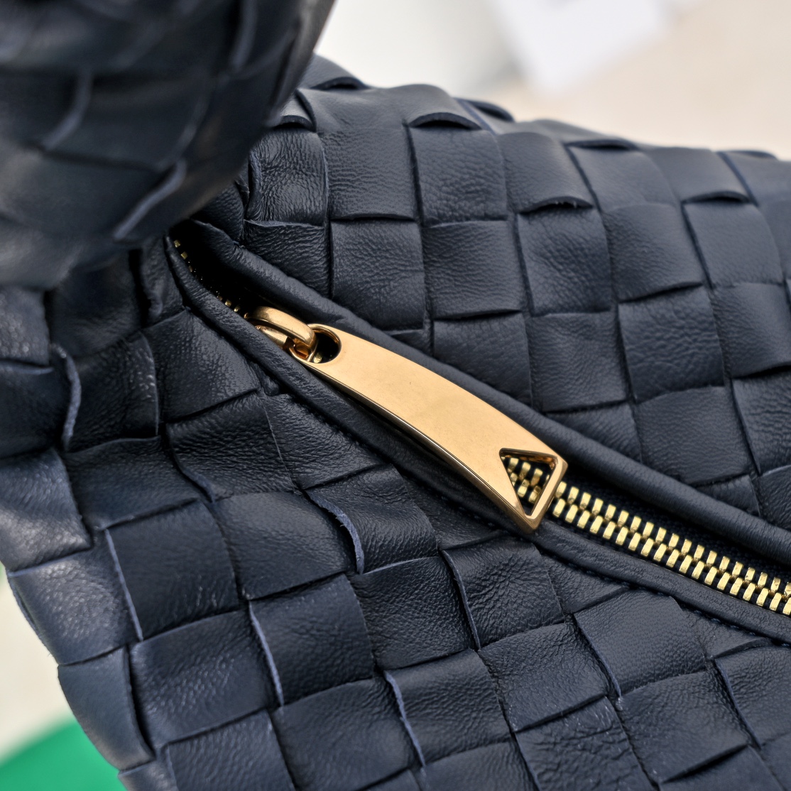 handbags Bottega Veneta 6697 size:36*21*13 - vstockx