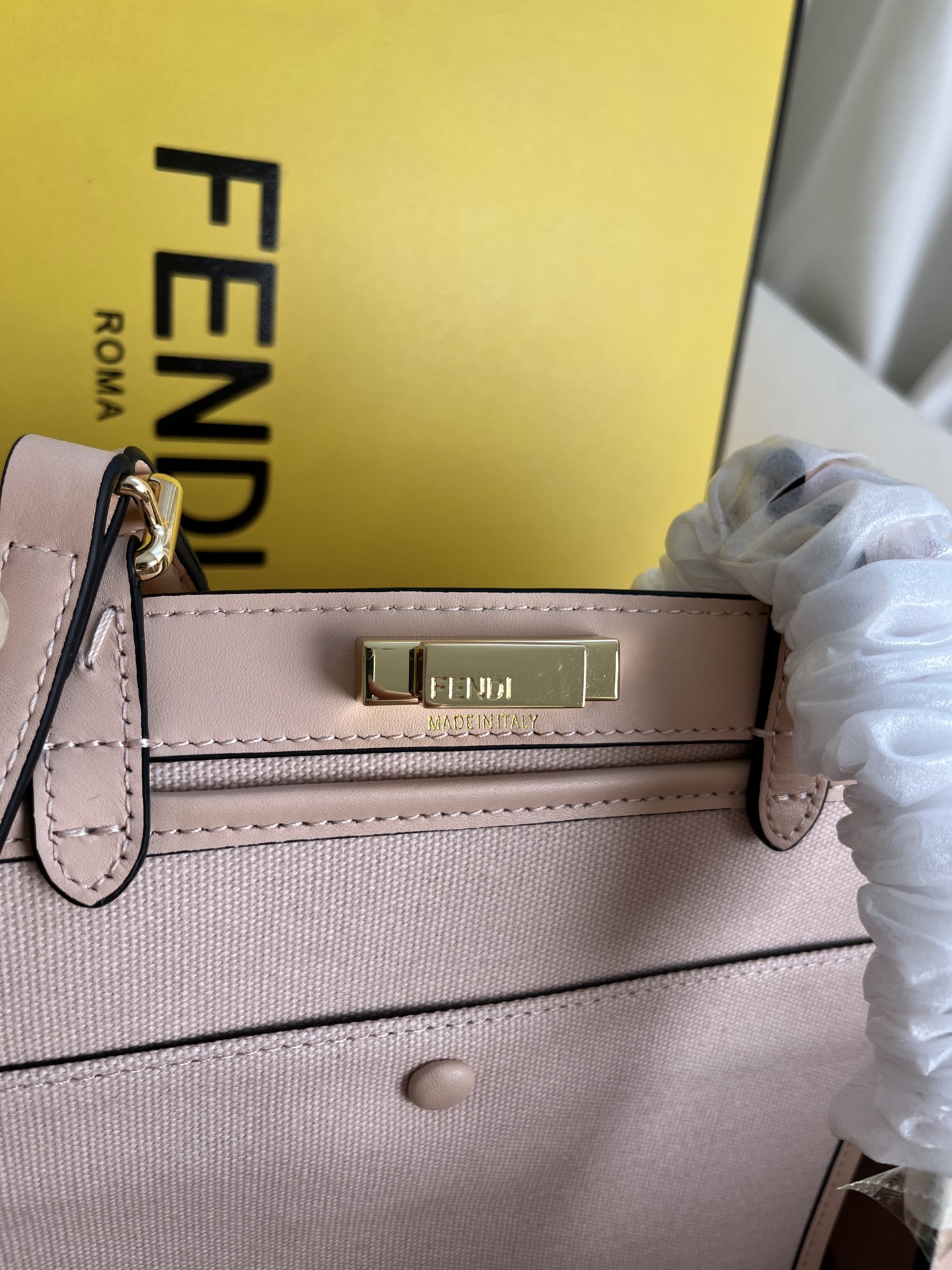 handbags FENDI 1819 size:40*12*29cm - vstockx
