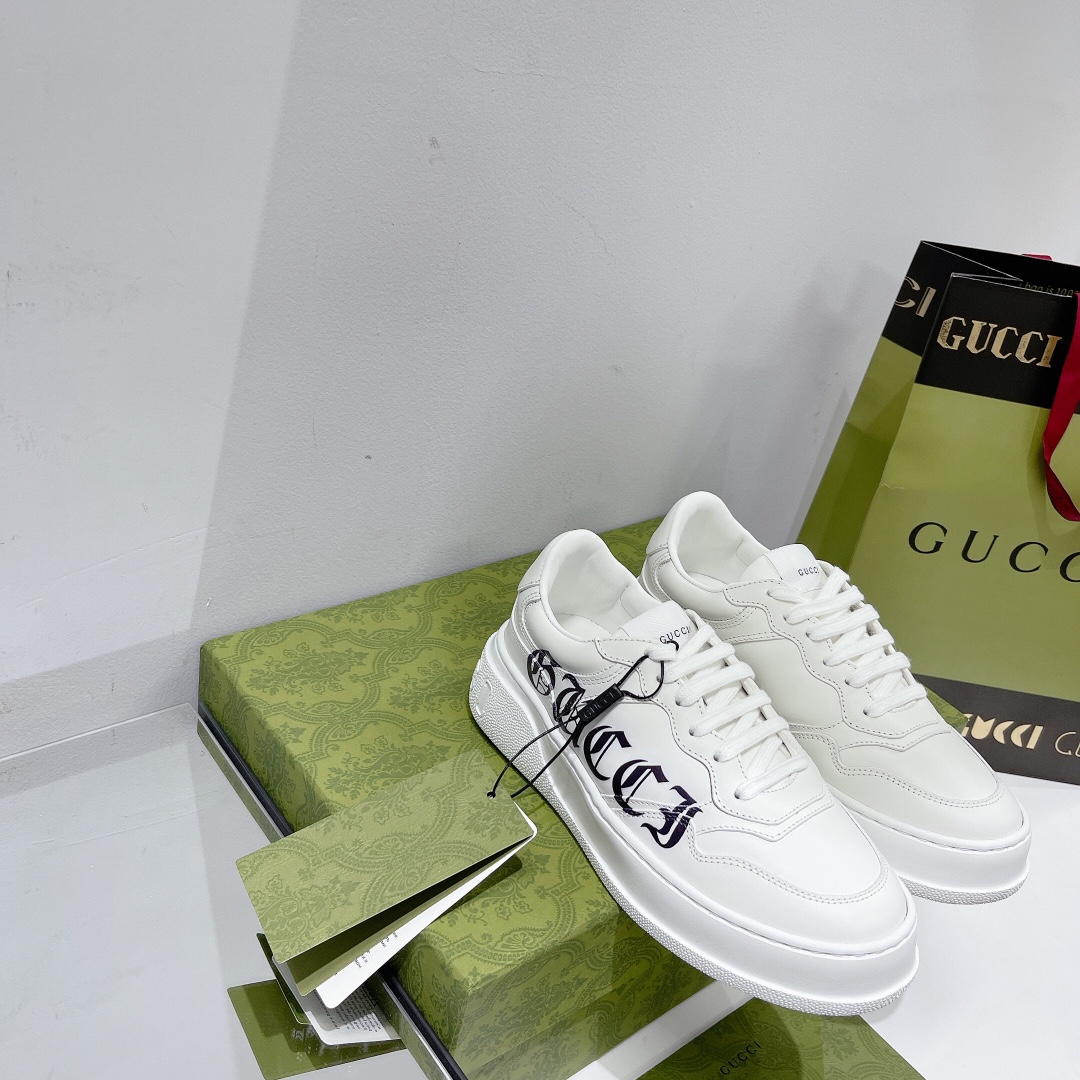 Gucci Women's GG sneaker 2 - vstockx