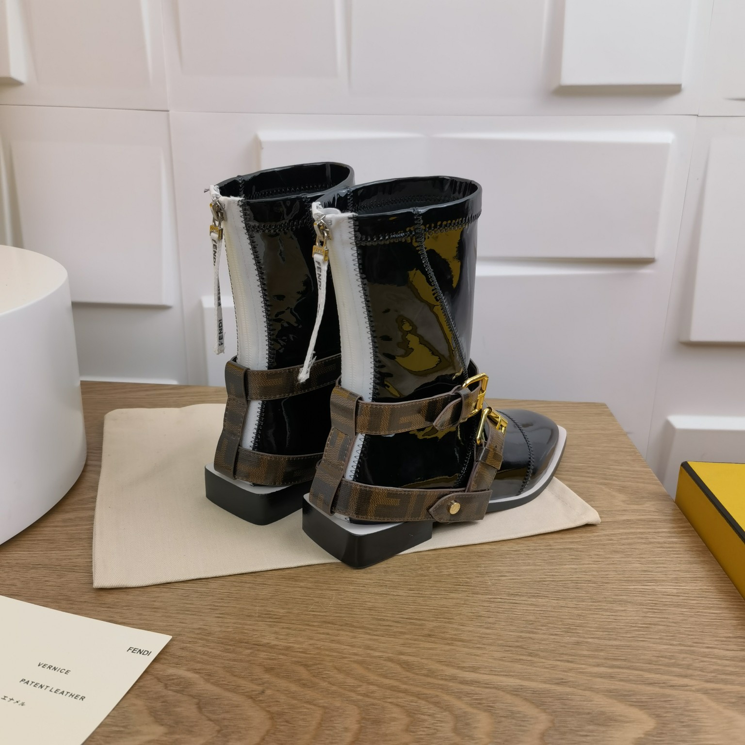 Fendi Boots 6 - vstockx