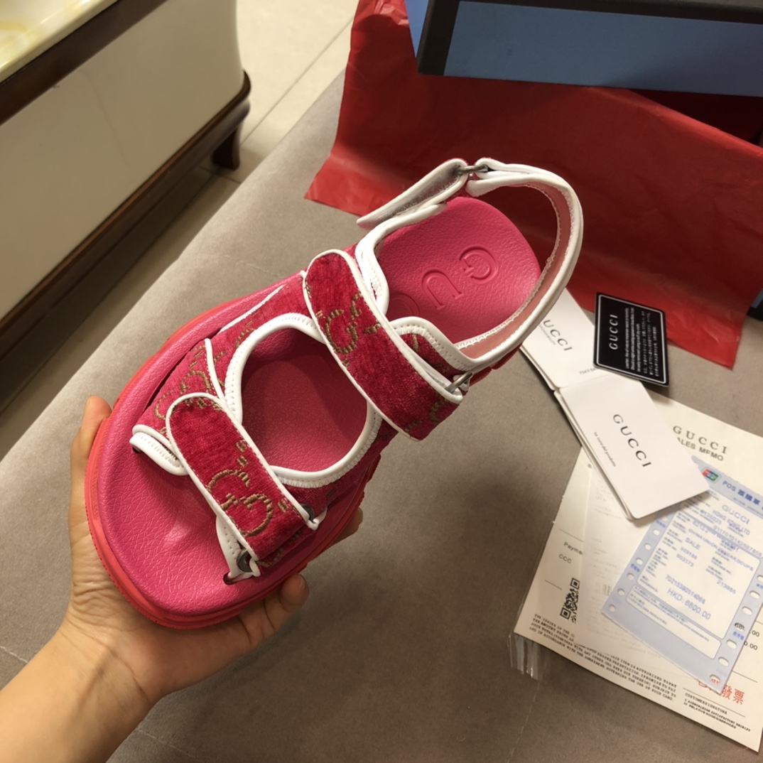 Gucci Leather espadrille with Double G WOMEN 1 - vstockx