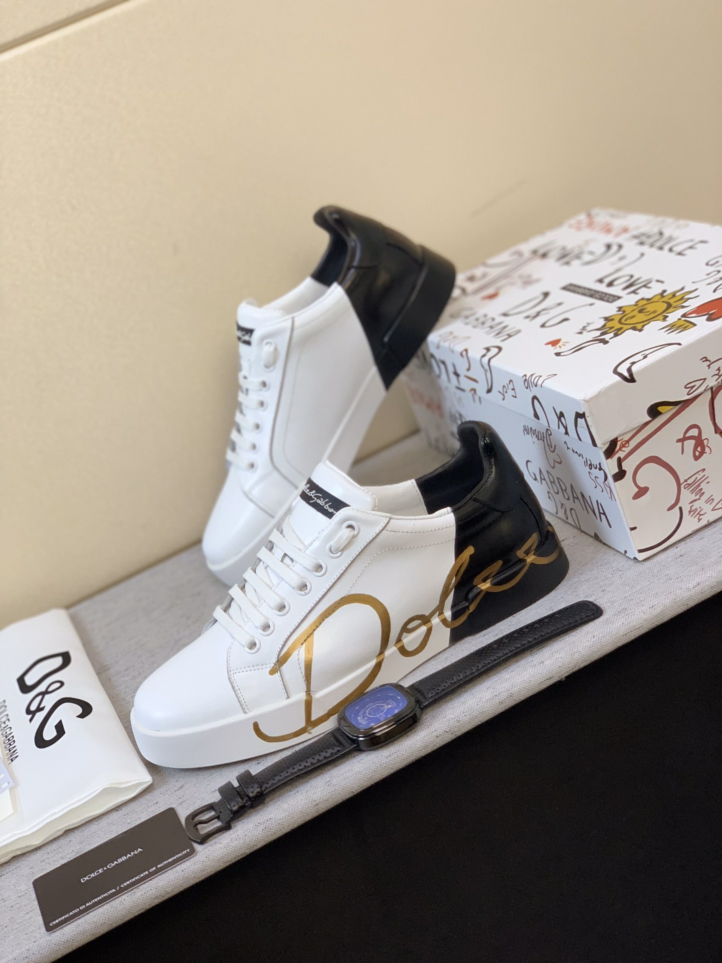 Dolce & Gabbana Low Tops Sneakers 43 - vstockx