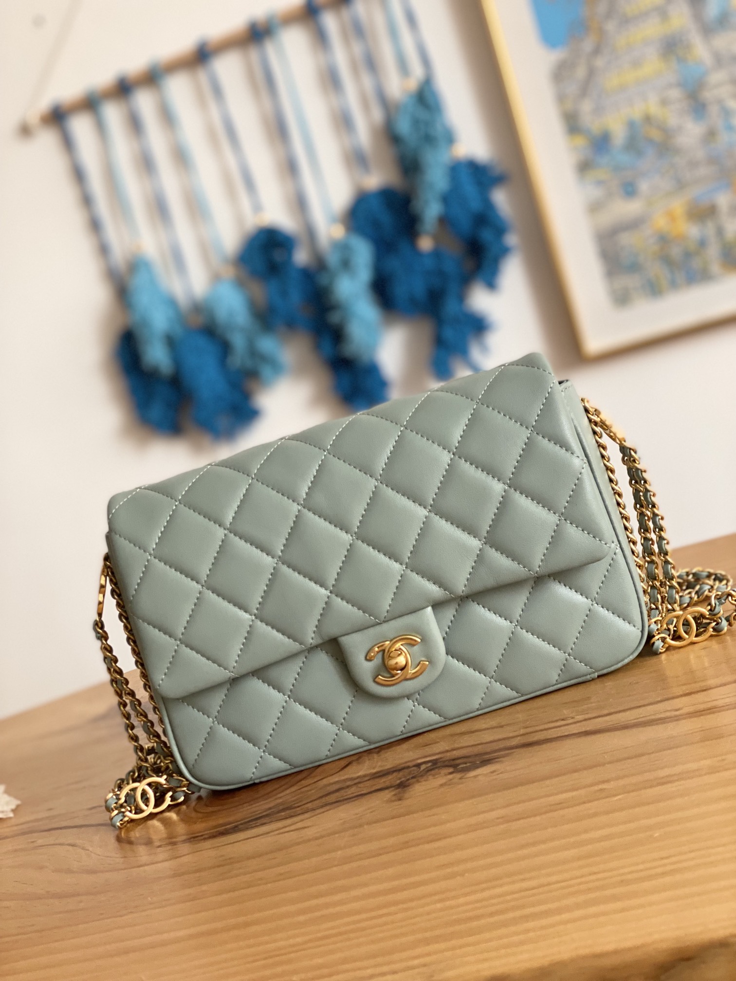 Handbag Chanel AS3777 size 16x24x8 cm - vstockx