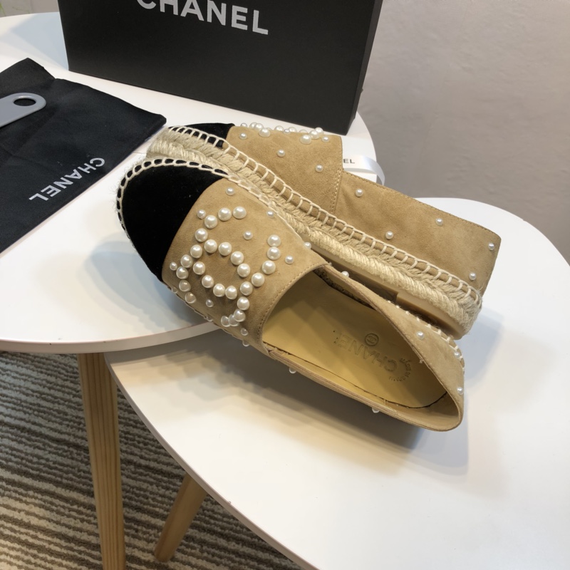 Chanel Loafers 43 - vstockx