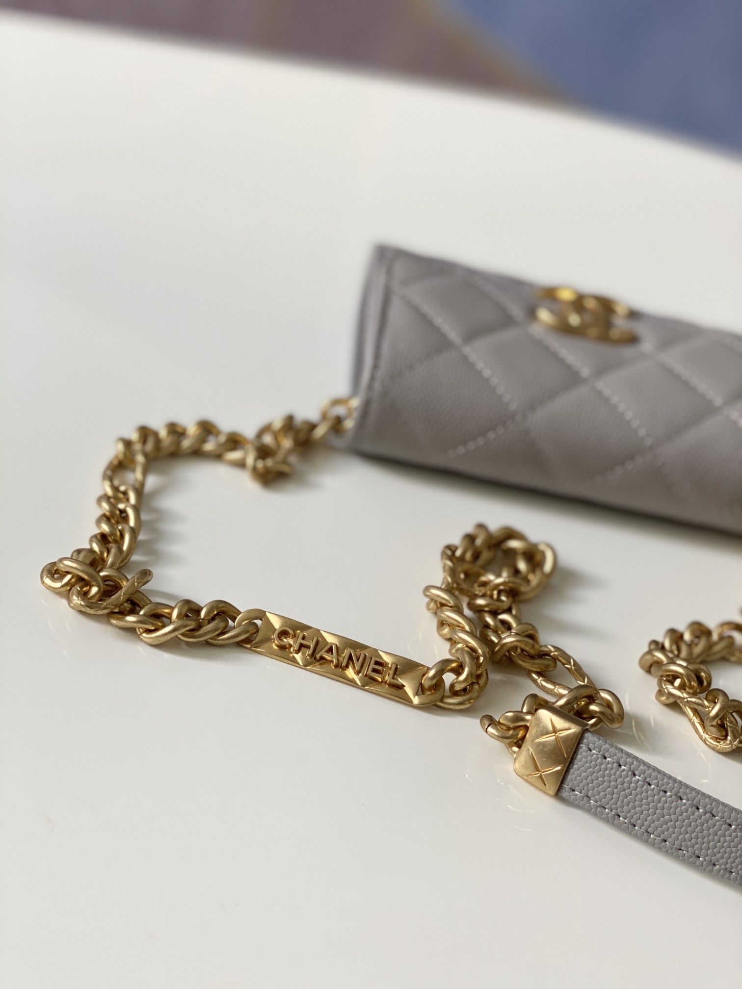 Handbag Chanel 81156 size 12 9 2.5 cm - vstockx
