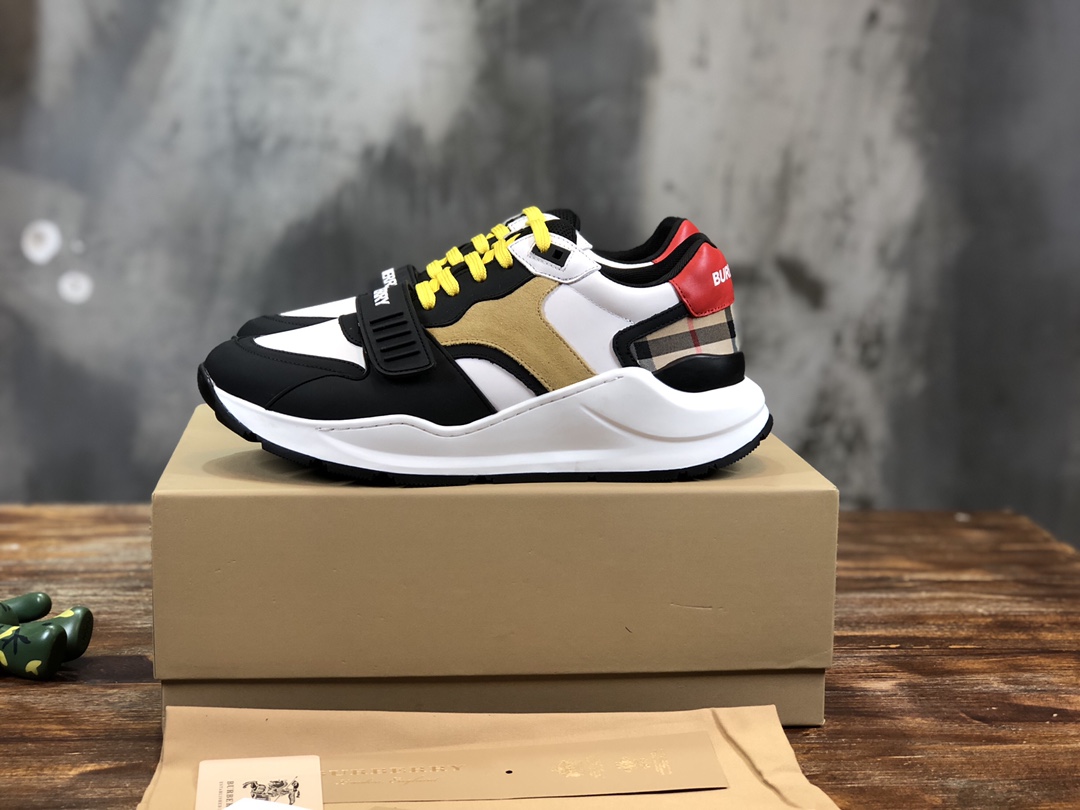 Burberry Vintage Sneaker 7 - vstockx