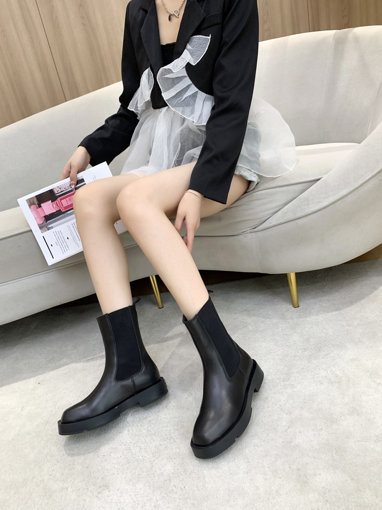 Givenchy Boots 21 - vstockx