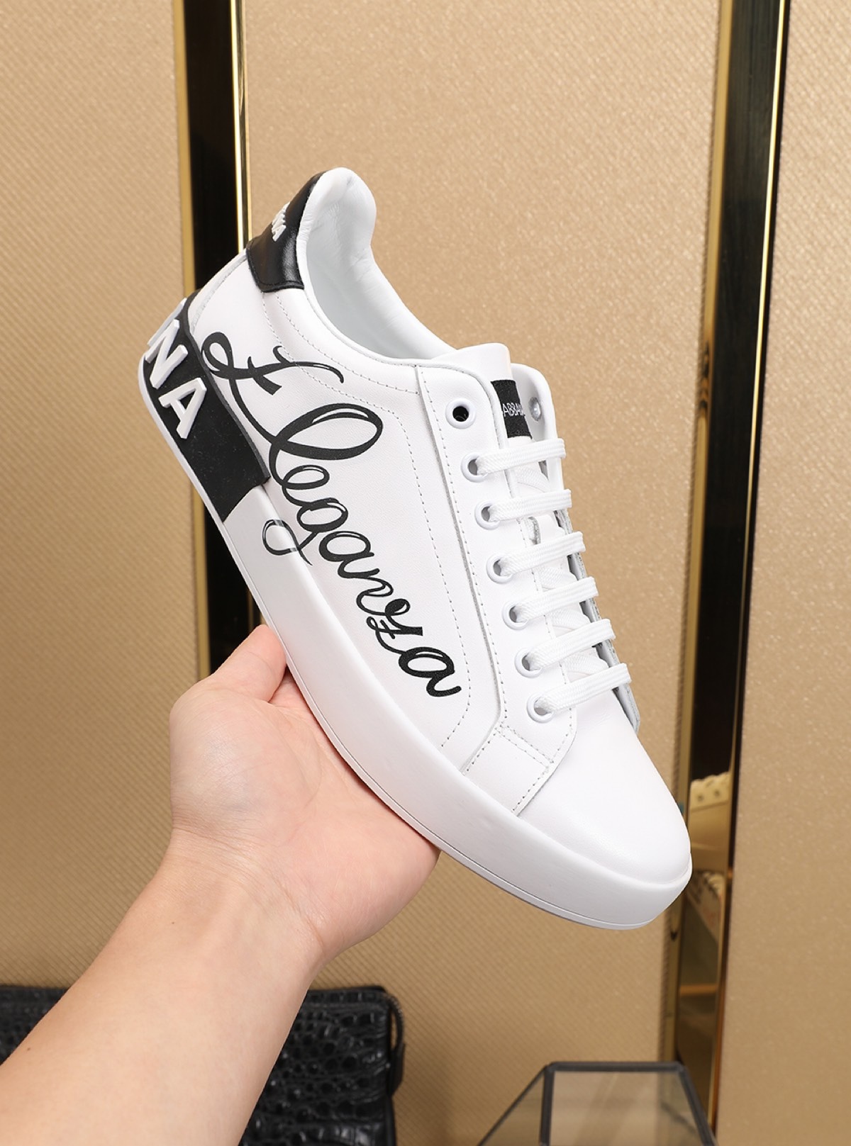 Dolce & Gabbana Low Tops Sneakers 71 - vstockx