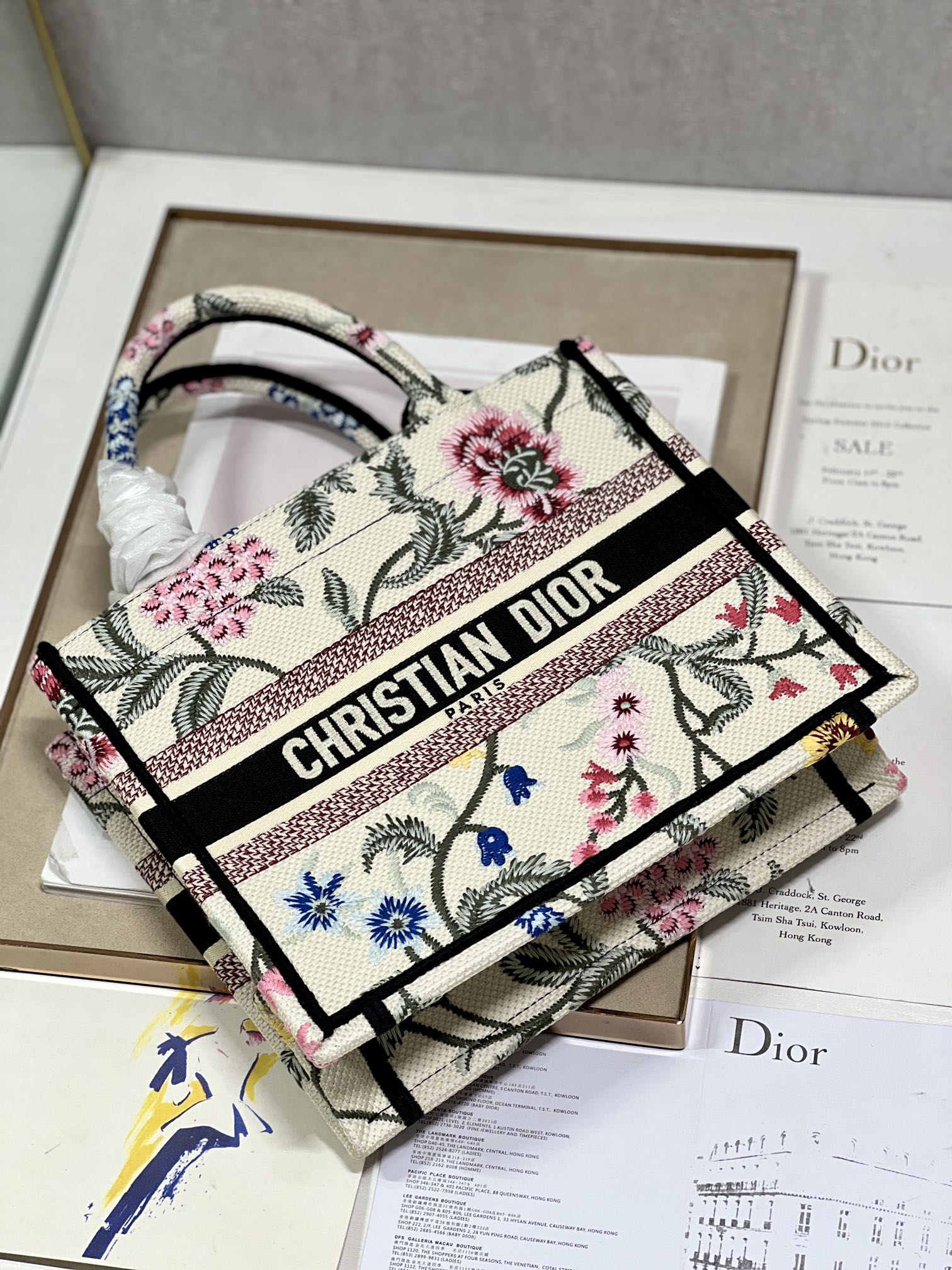 Handbag Dior 1265 size 26.5  21  14 cm - vstockx