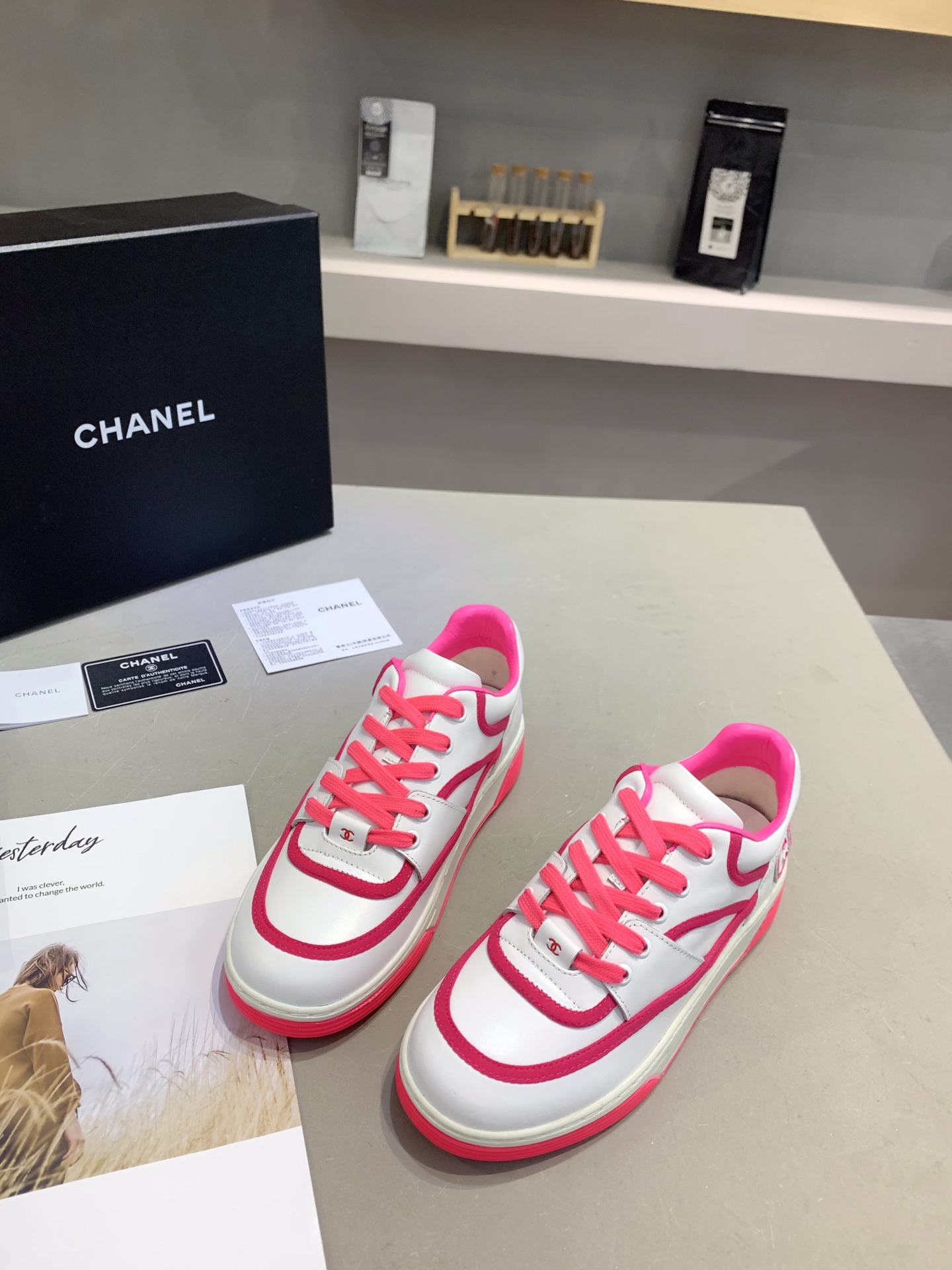 Chanel Low Top Sneaker 55 - vstockx