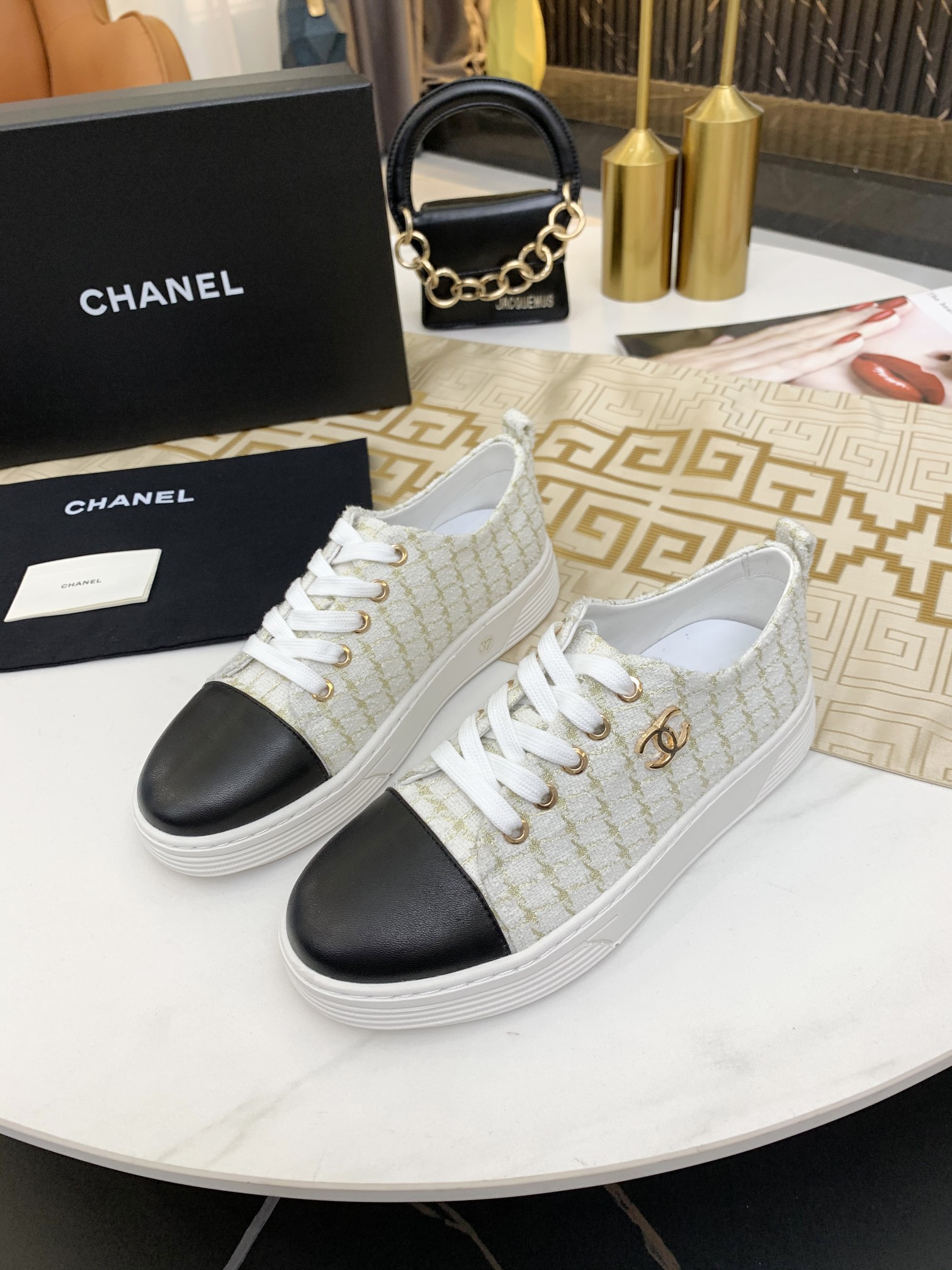 Chanel Platform Sneaker 34 - vstockx