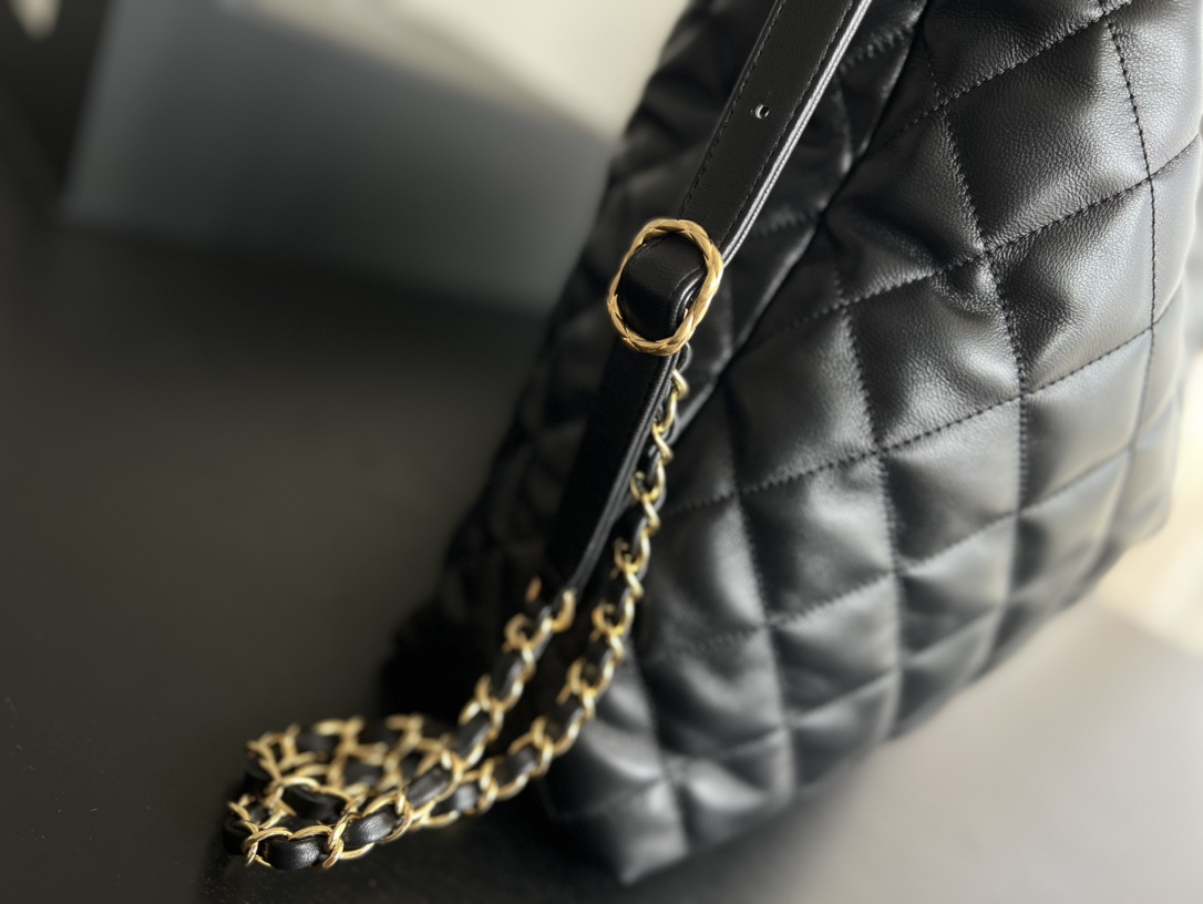 Handbag Chanel size 35cmx37cm11 cm - vstockx