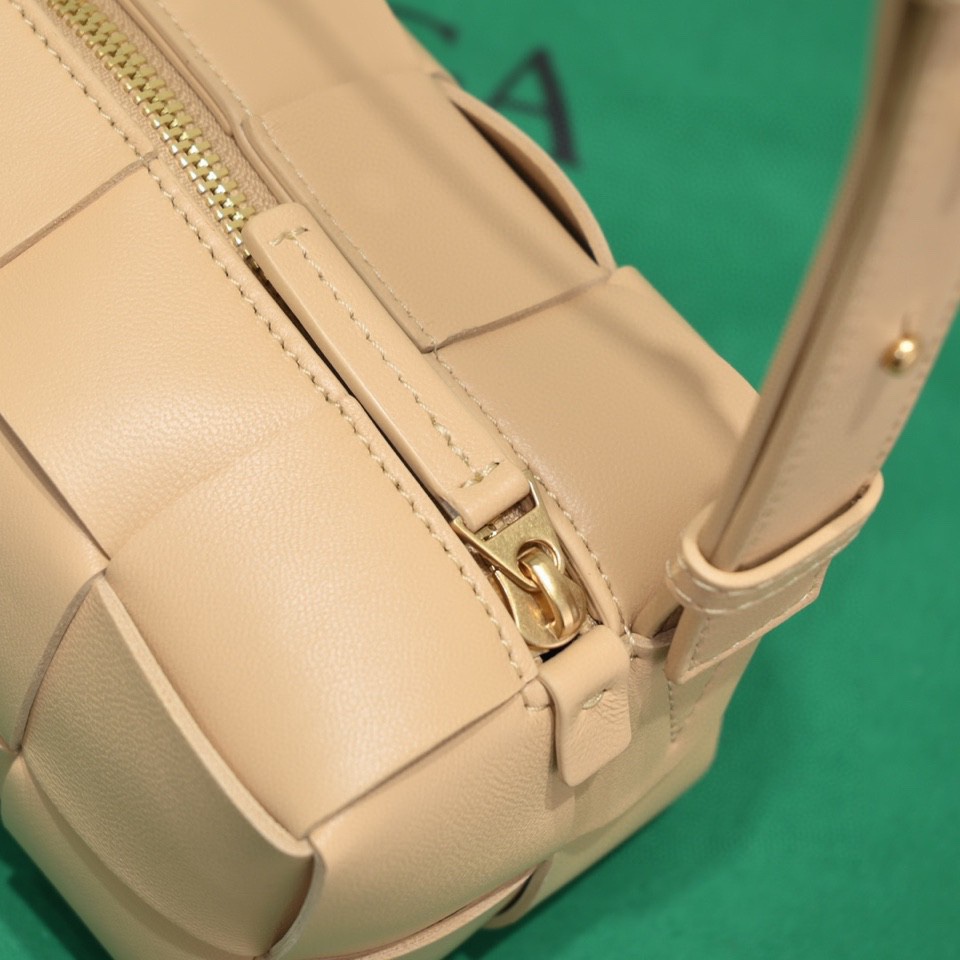 handbags Bottega Veneta 9305 size:23.5*10*10cm - vstockx