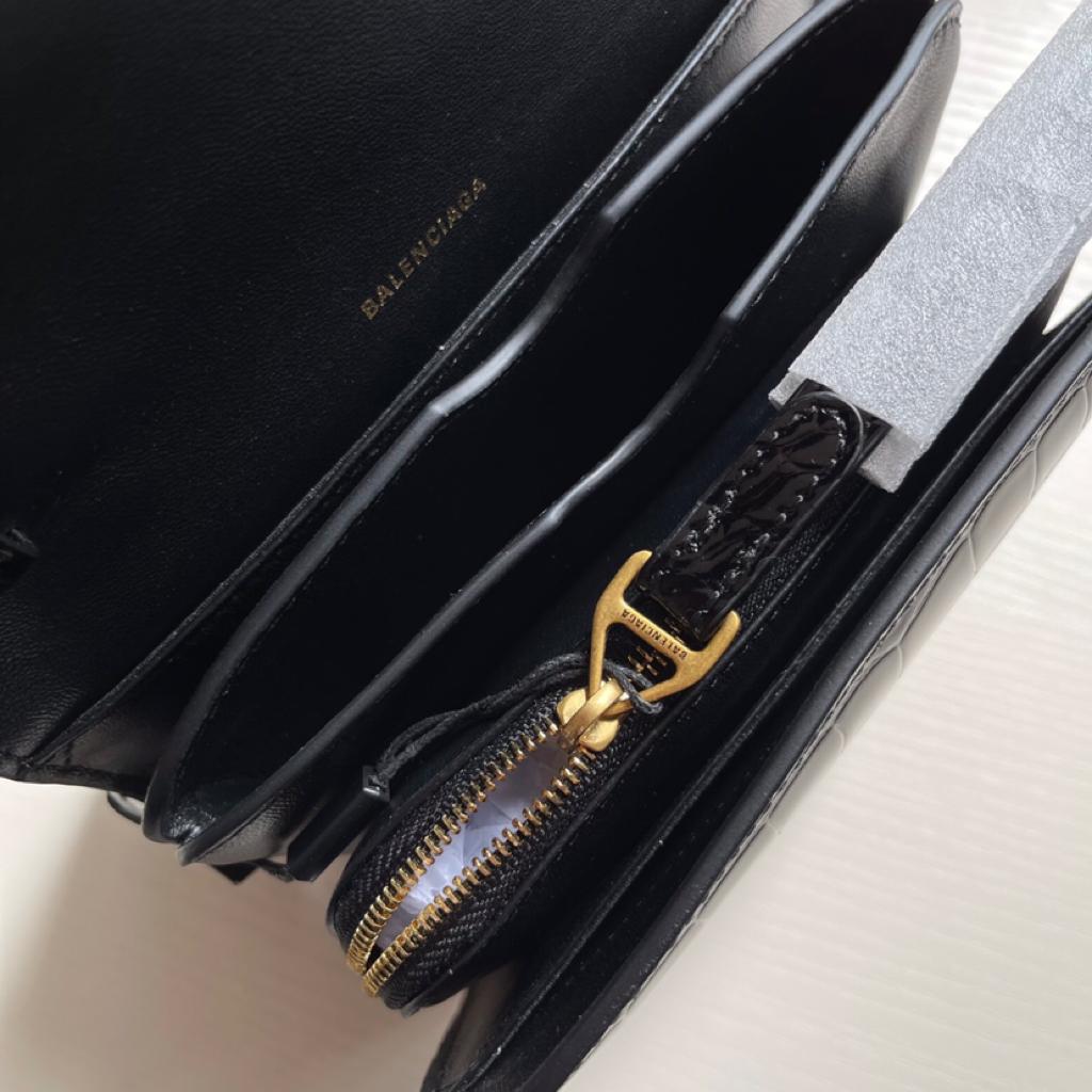 Handbag Balenciaga 3011 size 19.5*7.5*15cm - vstockx