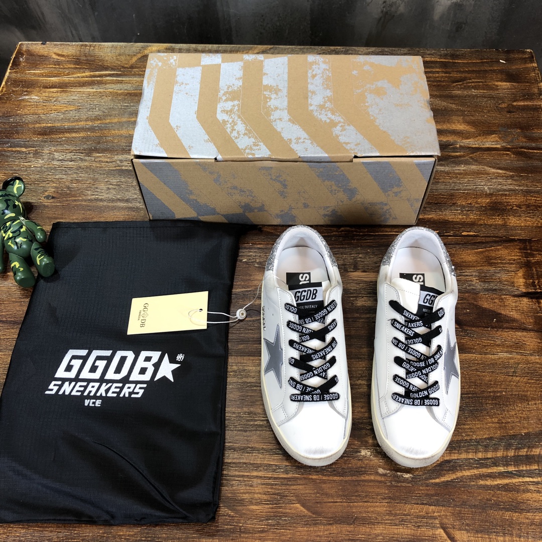 Golden Goose Superstar distressed-finish sneakers 6 - vstockx