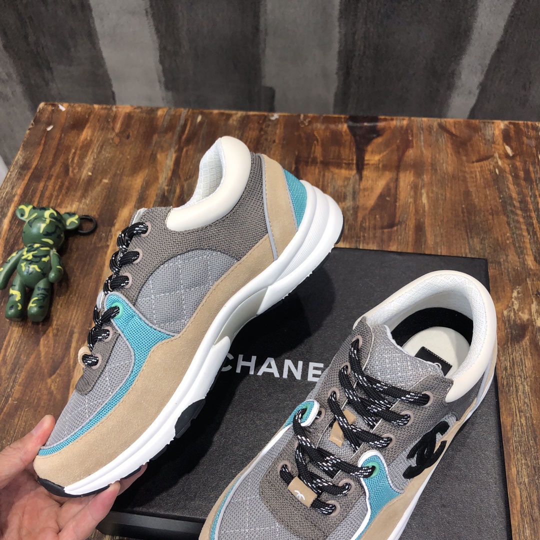 Chanel Fabric & Suede Calfskin Low Top Sneaker 2 - vstockx