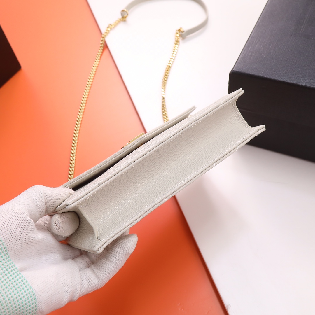 Handbags SAINT LAURENT 393953 size 19x11.5x4 cm - vstockx