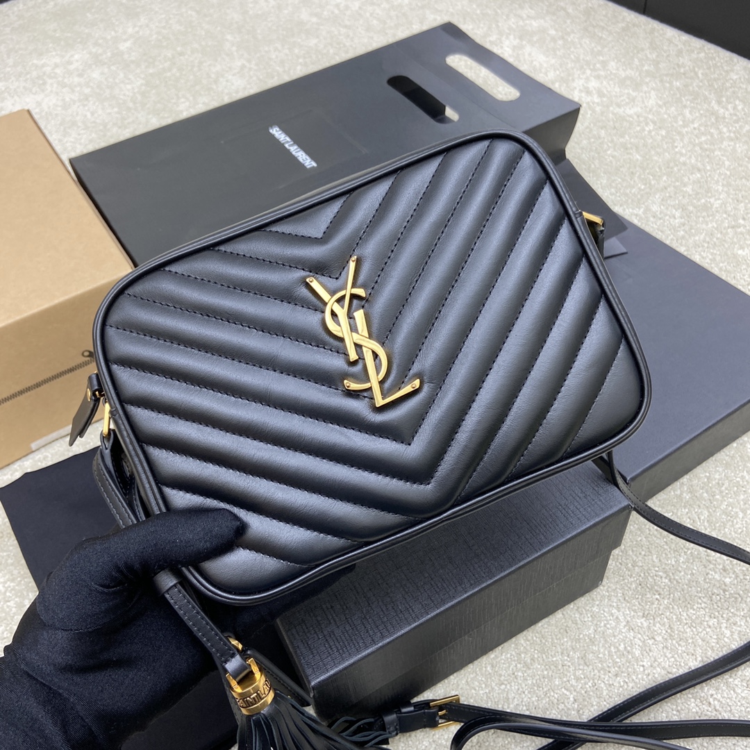 Handbags SAINT LAURENT 520534 size 23x16x6 cm - vstockx