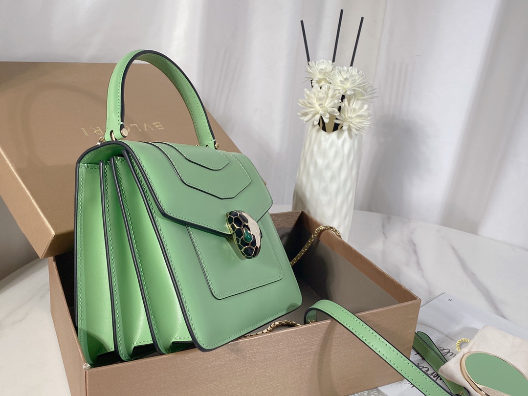 Handbags Bvlgari 24791050 size:18*16*10 cm - vstockx