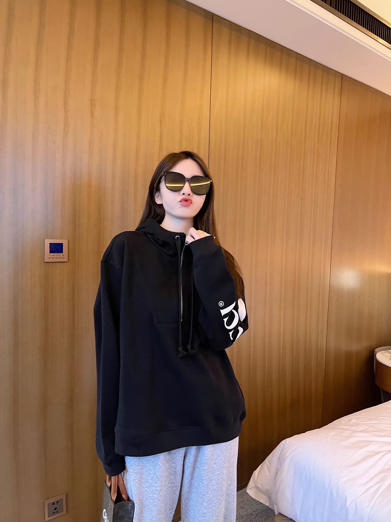 Clothes Gucci 410 - vstockx