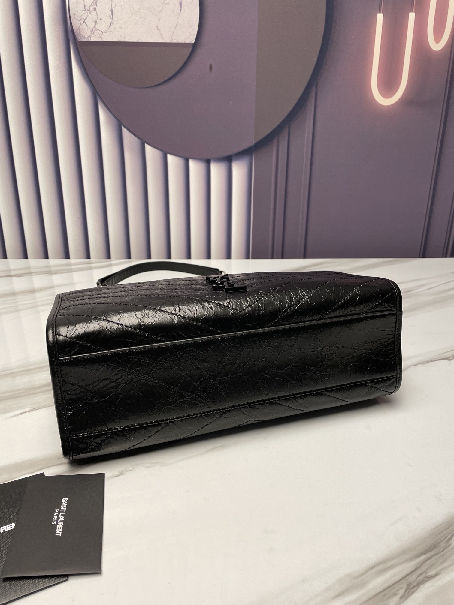 Handbags SAINT LAURENT 577999 size 33x27x11.5 cm - vstockx