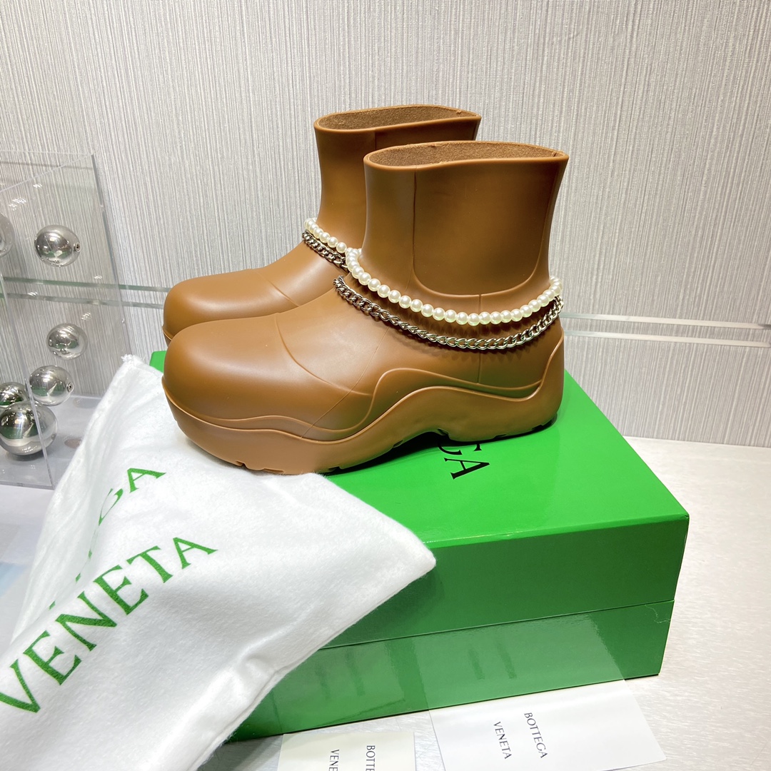 Bottega Veneta Boots 22 - vstockx