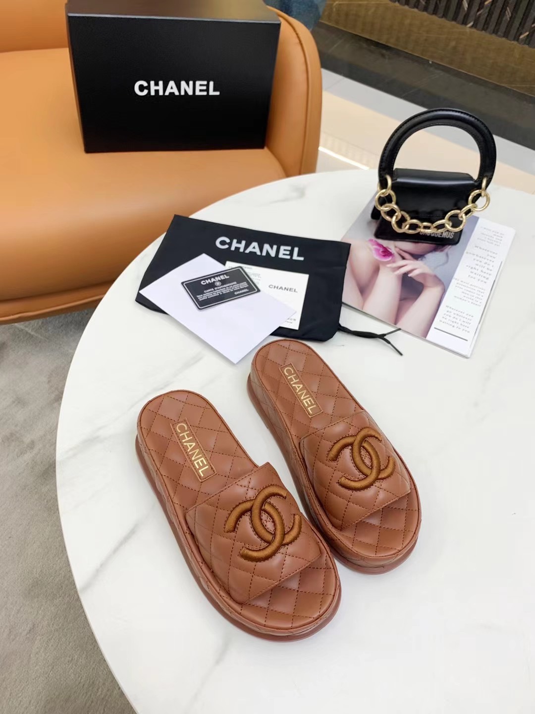 Chanel Slides 6 - vstockx