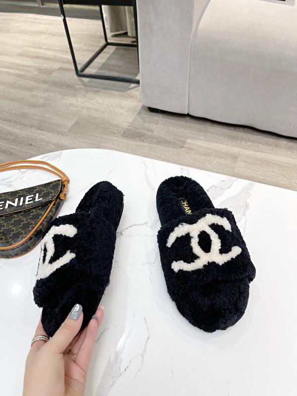 Chanel Slides 1 - vstockx